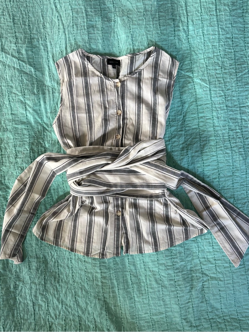 100% Cotton Who What Wear Striped Wrap Tie Sleeveless Buttonup Blouse.